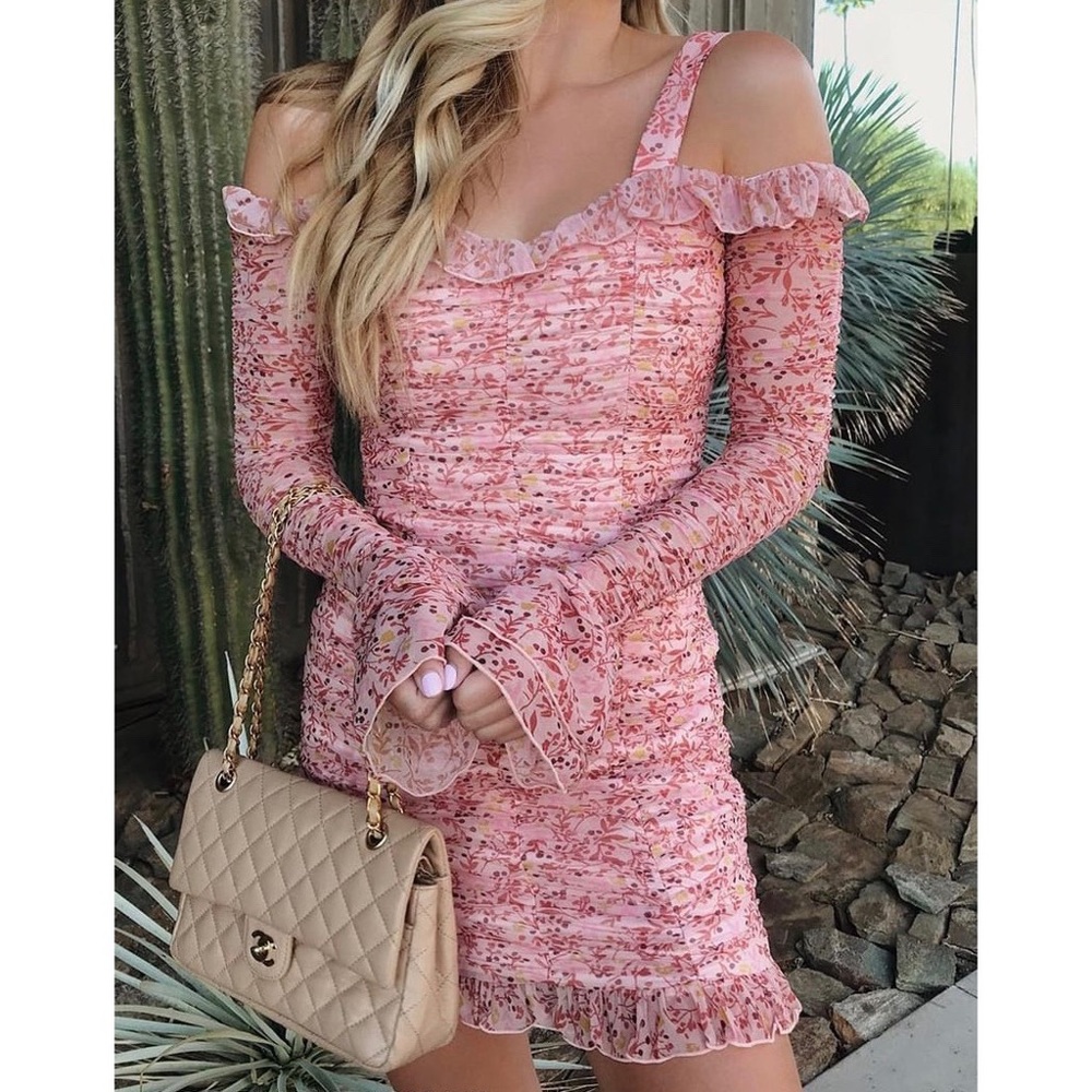 FINDERS KEEPERS Pink Ruched Off Shoulder Dress